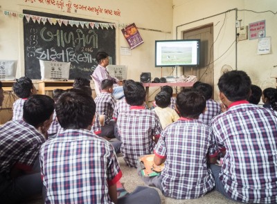 Classes 6 to 8 to resume in Gujarat schools from Feb 18 Classes 6 to 8 to resume in Gujarat schools from Feb 18