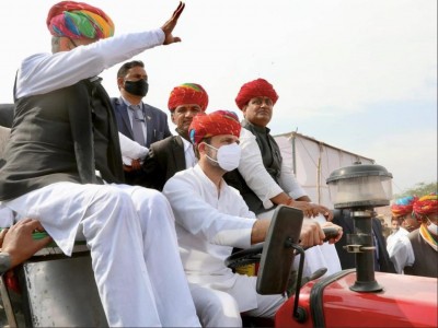 Rahul Gandhi drives to tractor rally in Rajasthan Rahul Gandhi drives to tractor rally in Rajasthan