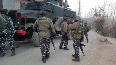Terrorists escape after encounter in Kashmir's Budgam Terrorists escape after encounter in Kashmir's Budgam