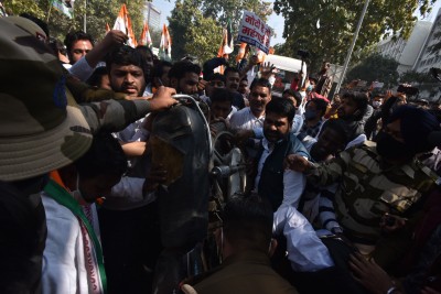 IYC activists protest fuel hike, seek resignation of Petroleum Minister