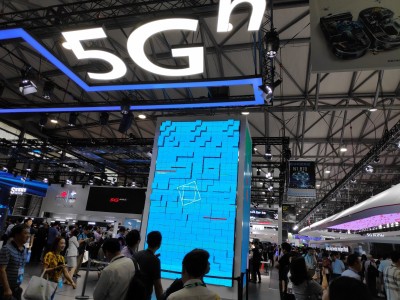 China's 5G phone shipments hit record monthly high China's 5G phone shipments hit record monthly high