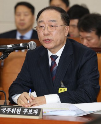 S.Korea's FM seeks submission of extra budget bill by next week
