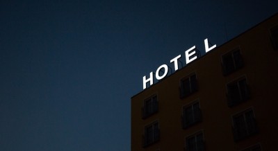 Hotel staff in 5 Thai tourist spots among vax priority group Hotel staff in 5 Thai tourist spots among vax priority group