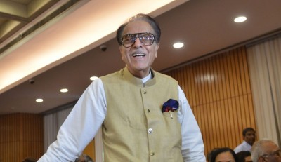 Foreign envoys visiting Kashmir 'futile PR exercise' by govt: Soz Foreign envoys visiting Kashmir 'futile PR exercise' by govt: Soz