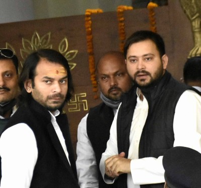 Tejashwi raises Sitamarhi encounter in Assembly, hits out at govt Tejashwi raises Sitamarhi encounter in Assembly, hits out at govt