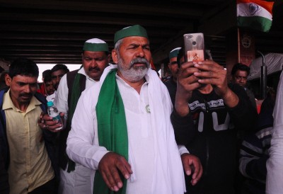 Farmers to hold 'rail roko' on Thursday : Rakesh Tikait Farmers to hold 'rail roko' on Thursday : Rakesh Tikait