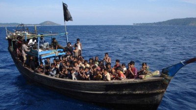 Rohingya vessel in Indian waters, UNHCR calls for 'immediate' rescue Rohingya vessel in Indian waters, UNHCR calls for 'immediate' rescue