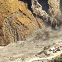 After the deluge: Noble gesture by Uttarakhand cop