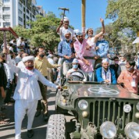 Don't let BJP indulge in corruption: Kejriwal to AAP Surat corporators