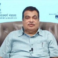 Gadkari praises MP's handicraft, handloom sectors