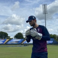 Birthday boy Ben Foakes's wicket-keeping gets high praise
