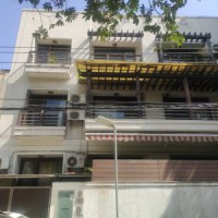 Delhi: Retd IFS officer shoots self in Defence Colony, dies