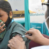 Over 4.6 lakh health workers get second dose of Covid vax: Govt