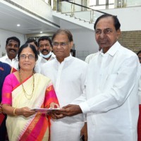 PV's daughter as candidate for MLC polls masterstroke by KCR