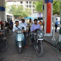 Fuel prices break into new highs across country