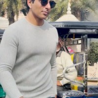 Sonu Sood to distribute e-rickshaws, starts with his hometown Moga