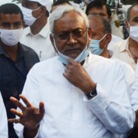 Politics over tainted ministers heats up in Bihar