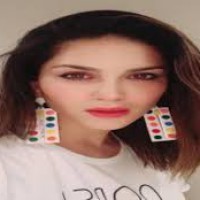 Sunny Leone calls cheating charge 'slanderous' and 'deeply hurtful'
