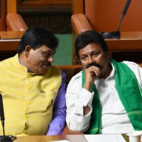 K'taka minister suspends 2 'corrupt' officials