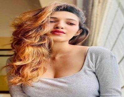 'DJ Tillu' star Neha Shetty calls out journo for asking sexist question 'DJ Tillu' star Neha Shetty calls out journo for asking sexist question