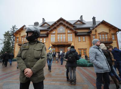 Weekend curfew lifted in Kiev: Indian Embassy Weekend curfew lifted in Kiev: Indian Embassy