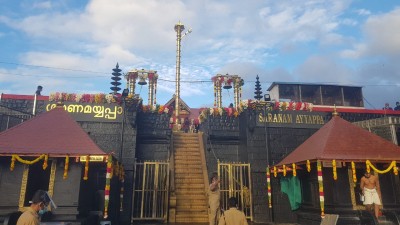 Sabarimala authorities allege smear campaign against temple