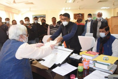Two more Tripura BJP MLAs quit, likely to join Congress Two more Tripura BJP MLAs quit, likely to join Congress
