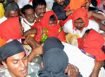 Asia's biggest tribal fair kicks-off in Telangana Asia's biggest tribal fair kicks-off in Telangana