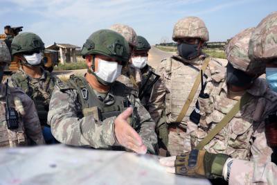 Russia has moved thousands of troops into contested areas in 12 hours Russia has moved thousands of troops into contested areas in 12 hours