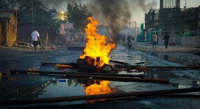 HC grants bail to 2 in murder case during Delhi riots HC grants bail to 2 in murder case during Delhi riots