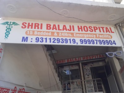 Gurugram: Doctor among 3 booked for running hospital without license Gurugram: Doctor among 3 booked for running hospital without license