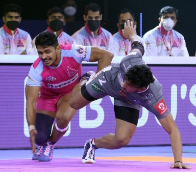 PKL 8: Haryana Steelers win 35-28 against Jaipur Pink Panthers PKL 8: Haryana Steelers win 35-28 against Jaipur Pink Panthers