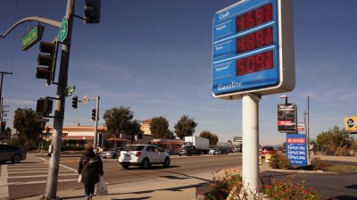 Gas prices in Los Angeles set 11 new records in 12 days Gas prices in Los Angeles set 11 new records in 12 days
