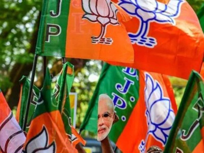 Violence mars municipal polls in Bengal, BJP calls for bandh Violence mars municipal polls in Bengal, BJP calls for bandh