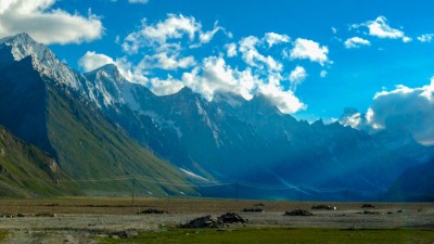'Increase in warming in high-altitude Himalayas due to water vapour' 'Increase in warming in high-altitude Himalayas due to water vapour'