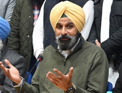 Majithia surrenders before trial court in Mohali Majithia surrenders before trial court in Mohali