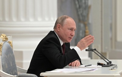 US sanctions head of Russia's largest social media network US sanctions head of Russia's largest social media network