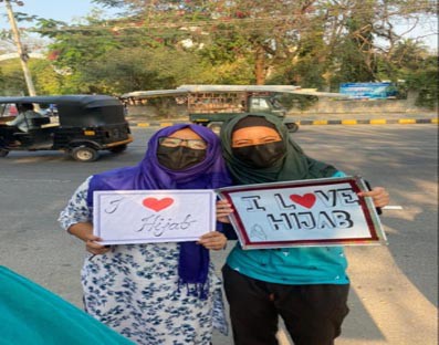 'I love hijab' movement in K'taka; BJP says it won't allow Talibanisation 'I love hijab' movement in K'taka; BJP says it won't allow Talibanisation