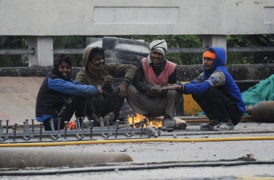 Delhi records coldest February day since 2003 Delhi records coldest February day since 2003