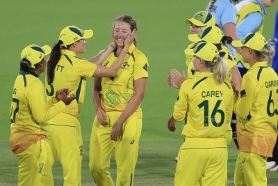 1st ODI: Australia beat England by 27 runs, to retain Women's Ashes 1st ODI: Australia beat England by 27 runs, to retain Women's Ashes