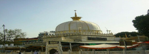 Spiritual head of Ajmer shrine appeals for peace, says people should respect SC verdict on Ayodhya Spiritual head of Ajmer shrine appeals for peace, says people should respect SC verdict on Ayodhya