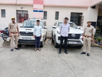 2 arrested in Greater Noida for performing stunt outside girls hostel 2 arrested in Greater Noida for performing stunt outside girls hostel