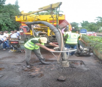 Post photos of potholes on app, not on social media: Goa minister
