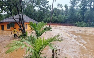 Rains to continue in K'taka, memorials at UNESCO heritage site Hampi inundated Rains to continue in K'taka, memorials at UNESCO heritage site Hampi inundated