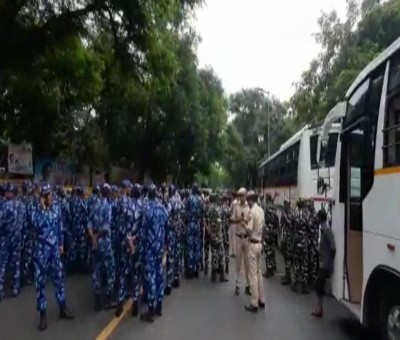 Sonia's ED appearance: Heavy security deployed outside Congress HQ Sonia's ED appearance: Heavy security deployed outside Congress HQ