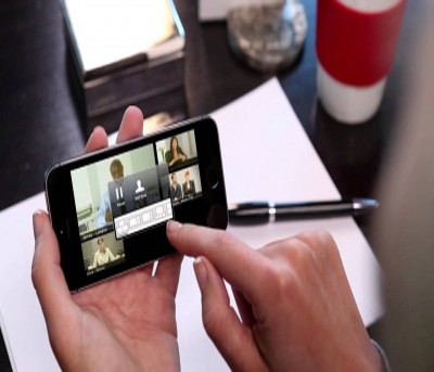 Google Meet allows users to livestream meetings on YouTube Google Meet allows users to livestream meetings on YouTube