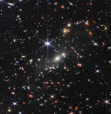 Webb telescope delivers first view of deepest infrared image of Universe Webb telescope delivers first view of deepest infrared image of Universe