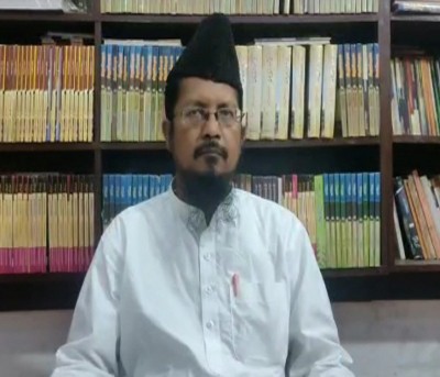 Tanzeem secretary assures support to Rajbhar, attacks Akhilesh Tanzeem secretary assures support to Rajbhar, attacks Akhilesh