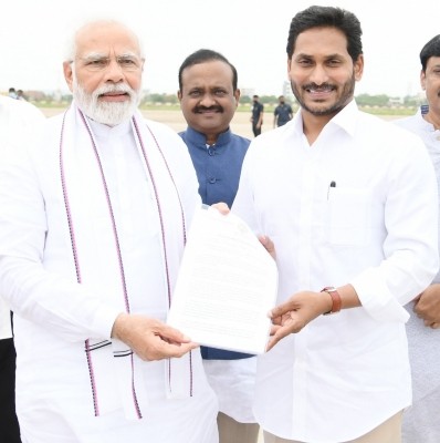Andhra CM urges PM to release resource gap grant, clear arrears Andhra CM urges PM to release resource gap grant, clear arrears