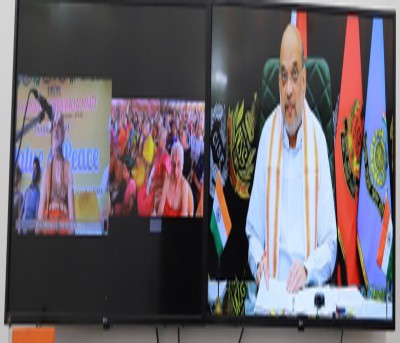 Amit Shah virtually unveils 'Statue of Peace' in Srinagar built by K'taka Mutt Amit Shah virtually unveils 'Statue of Peace' in Srinagar built by K'taka Mutt